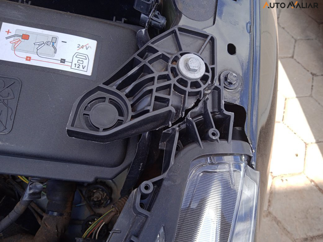 PEUGEOT 208 1.0 FIREFLY FLEX LIKE MANUAL