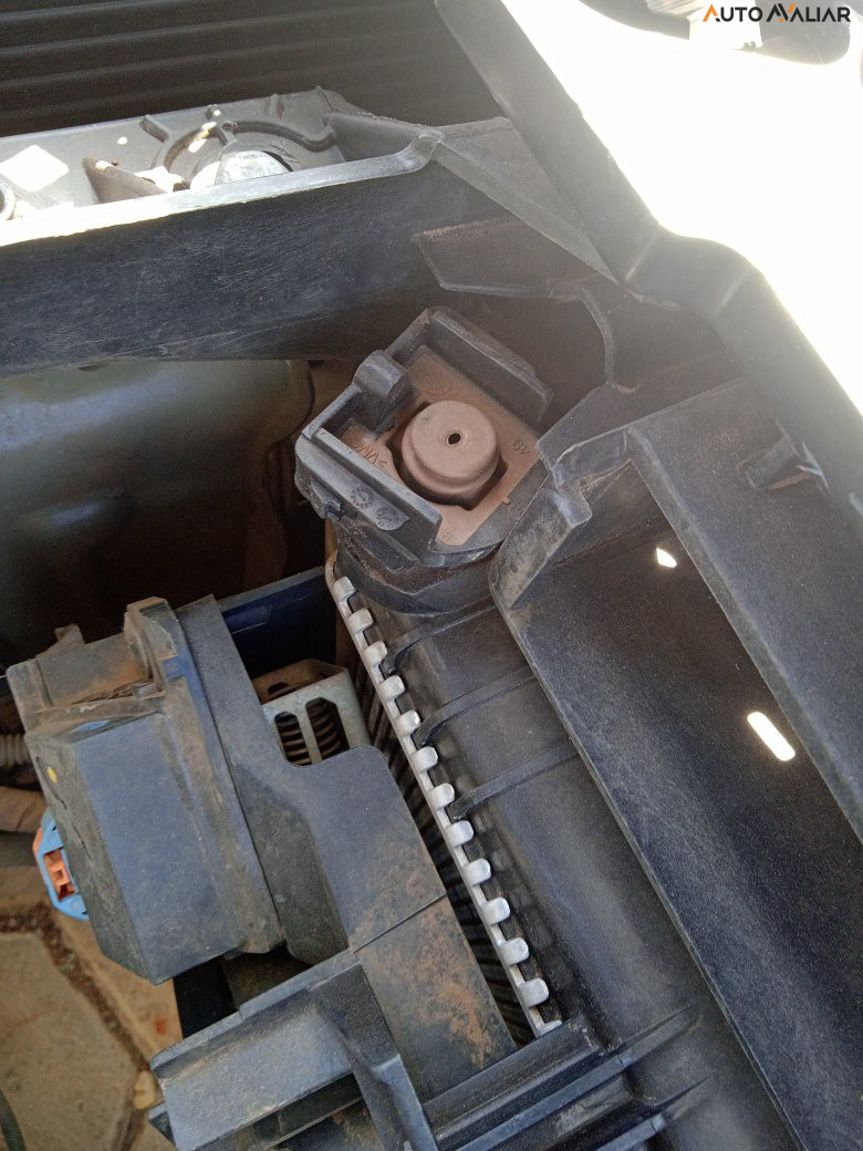 PEUGEOT 208 1.0 FIREFLY FLEX LIKE MANUAL