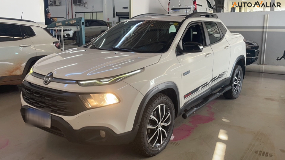 FIAT TORO 2.0 16v Turbo Diesel Ultra 4wd At9