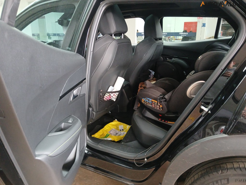 PEUGEOT 2008 50 KW EL&Eacute;TRICO E-GT