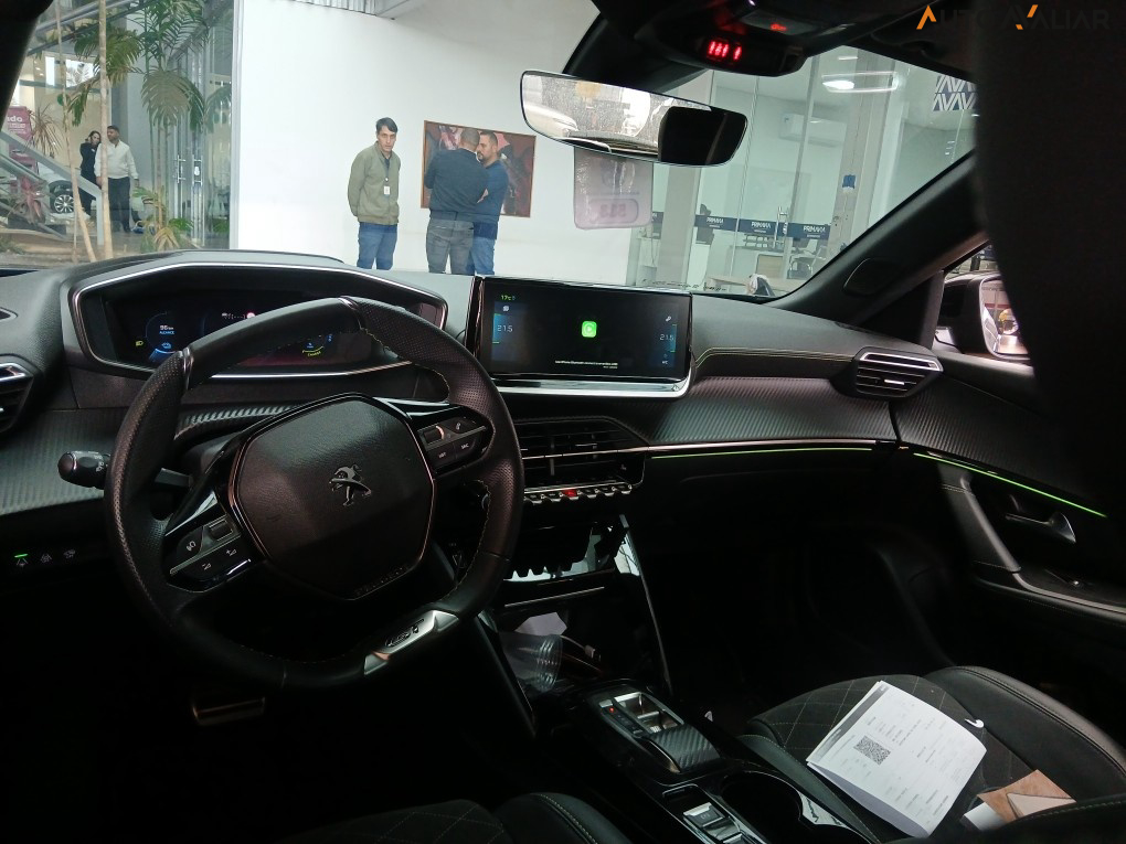 PEUGEOT 2008 50 KW EL&Eacute;TRICO E-GT