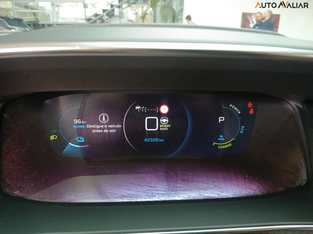 PEUGEOT 2008 50 KW EL&Eacute;TRICO E-GT