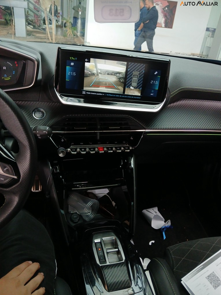 PEUGEOT 2008 50 KW EL&Eacute;TRICO E-GT