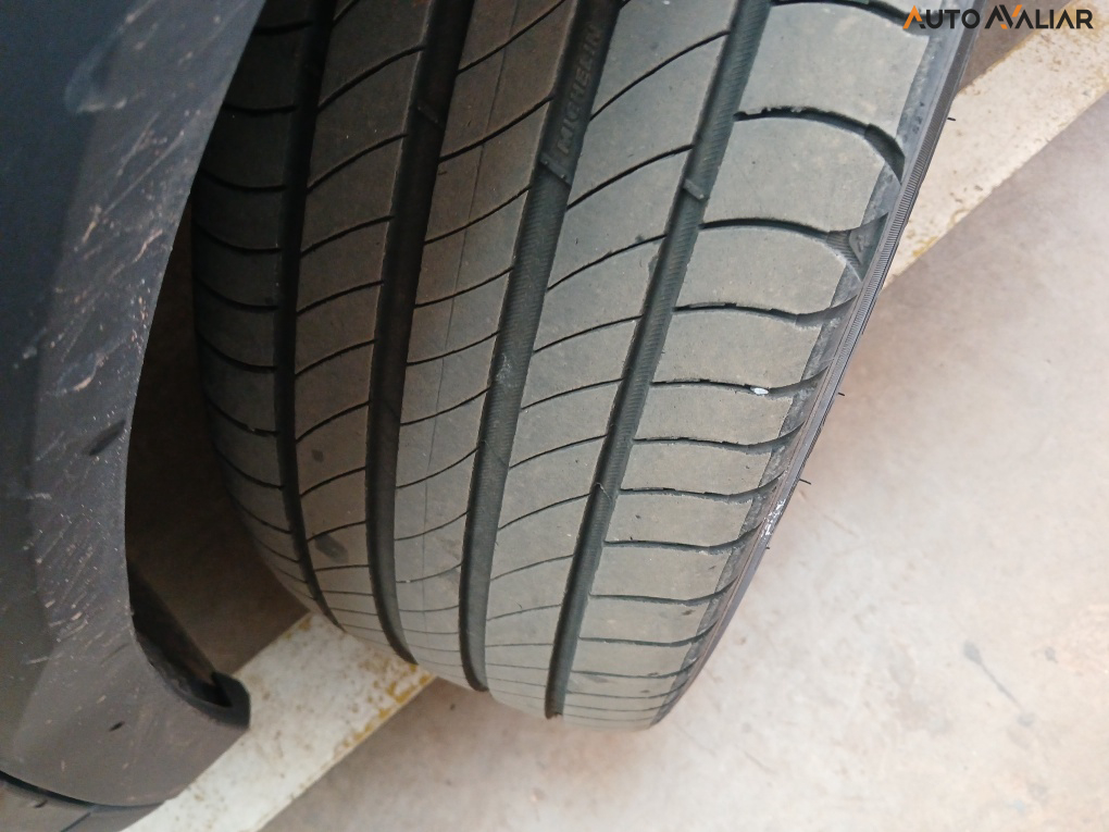 PEUGEOT 2008 50 KW EL&Eacute;TRICO E-GT