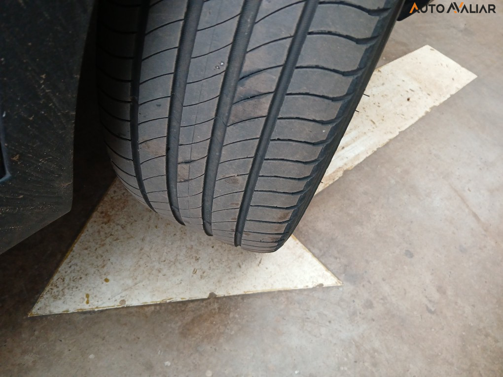 PEUGEOT 2008 50 KW EL&Eacute;TRICO E-GT