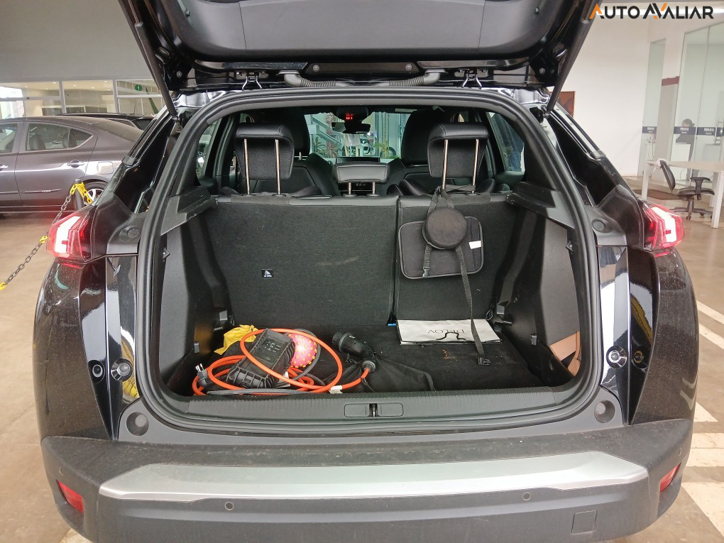 PEUGEOT 2008 50 KW EL&Eacute;TRICO E-GT