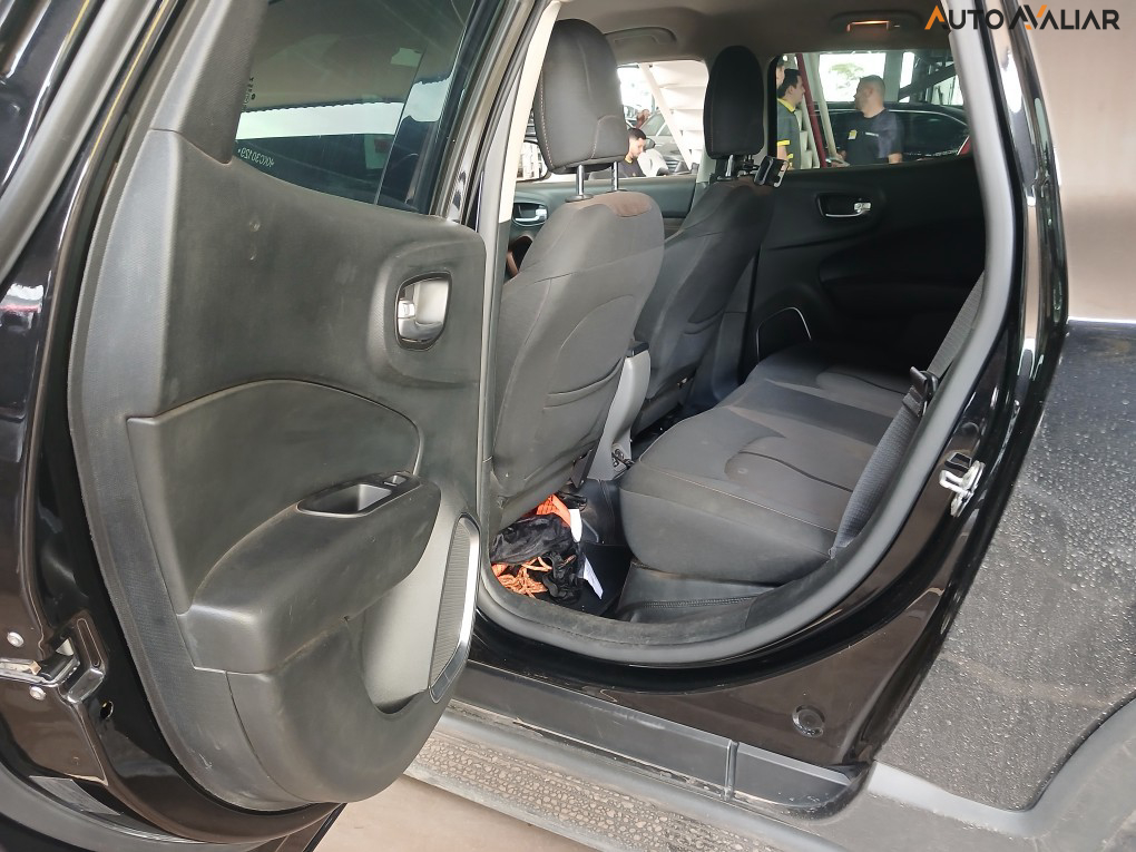 FIAT TORO 2.0 16V TURBO DIESEL VOLCANO 4WD AT9