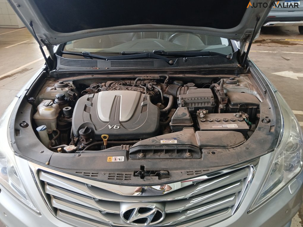 HYUNDAI AZERA 3.0 MPFI GLS V6 24V GASOLINA 4P AUTOMATICO
