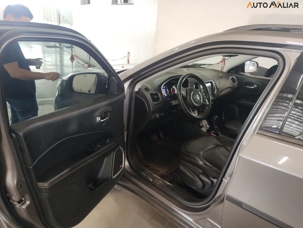 JEEP COMPASS 2.0 16V DIESEL LONGITUDE 4X4 AUTOMATICO