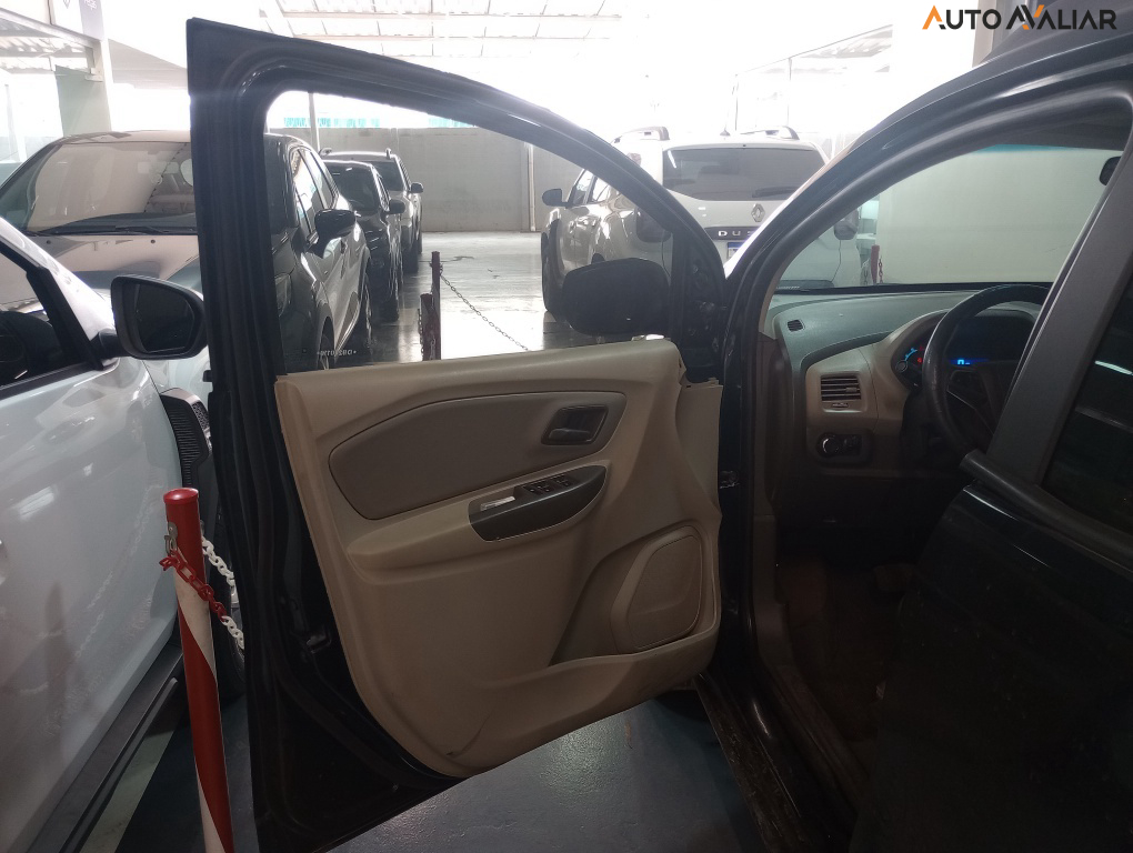 CHEVROLET SPIN 1.8 LT 8V FLEX 4P AUTOMATICO