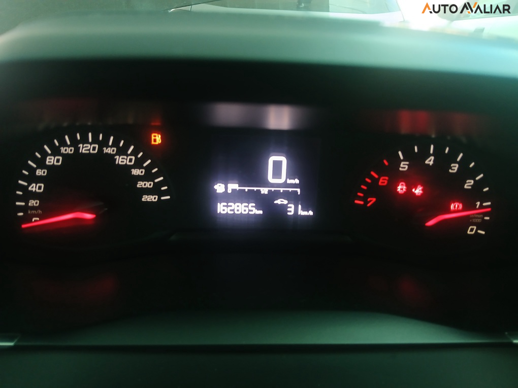 PEUGEOT 208 1.0 FIREFLY FLEX LIKE MANUAL