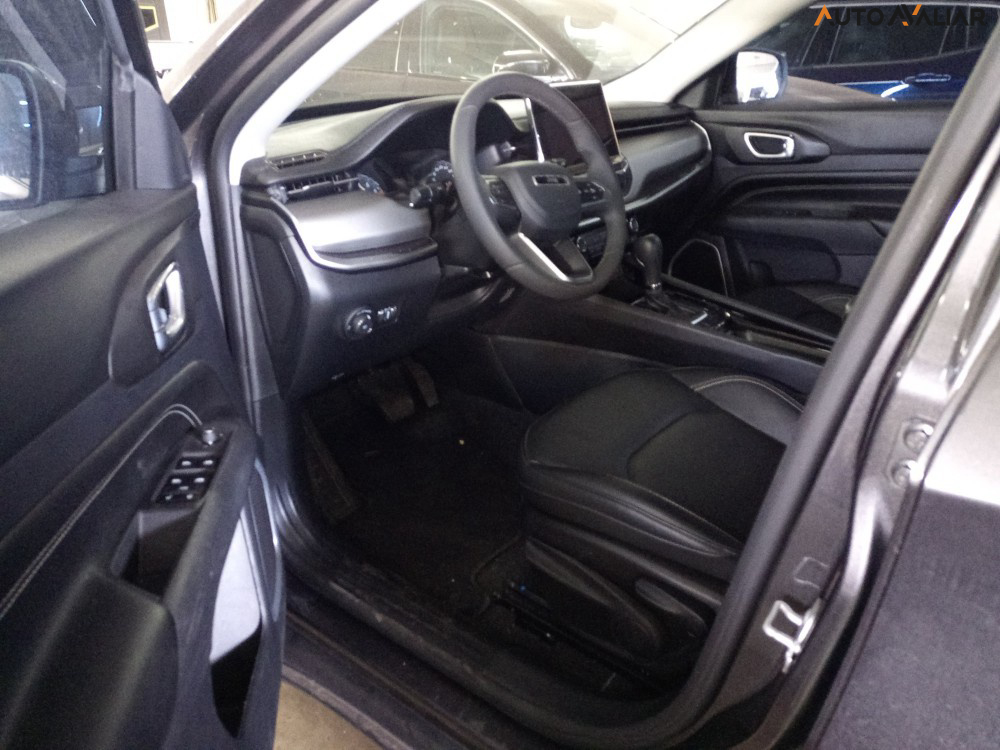 JEEP COMPASS 1.3 T270 TURBO FLEX LONGITUDE AT6