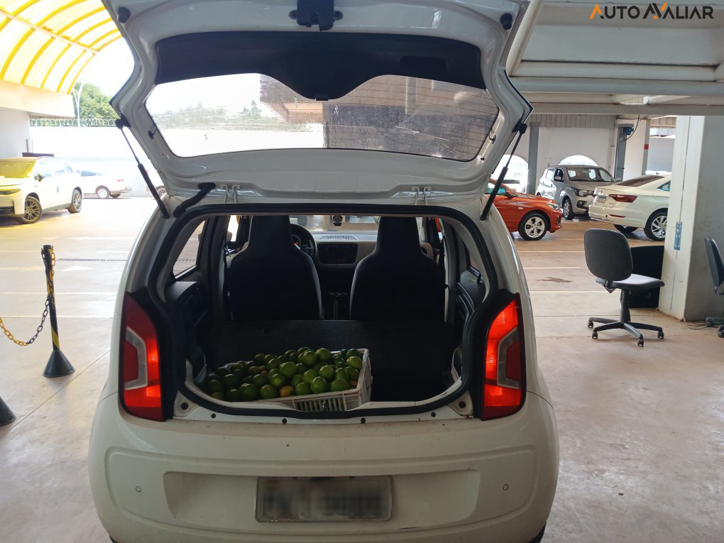 VOLKSWAGEN UP 1.0 TSI MOVE UP 12V FLEX 4P MANUAL