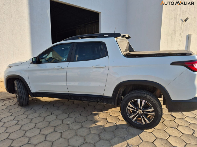 FIAT TORO 2.0 16V TURBO DIESEL FREEDOM 4WD AT9