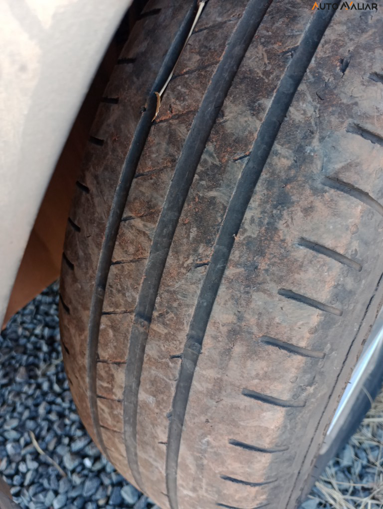 PEUGEOT 208 1.0 FIREFLY FLEX LIKE MANUAL