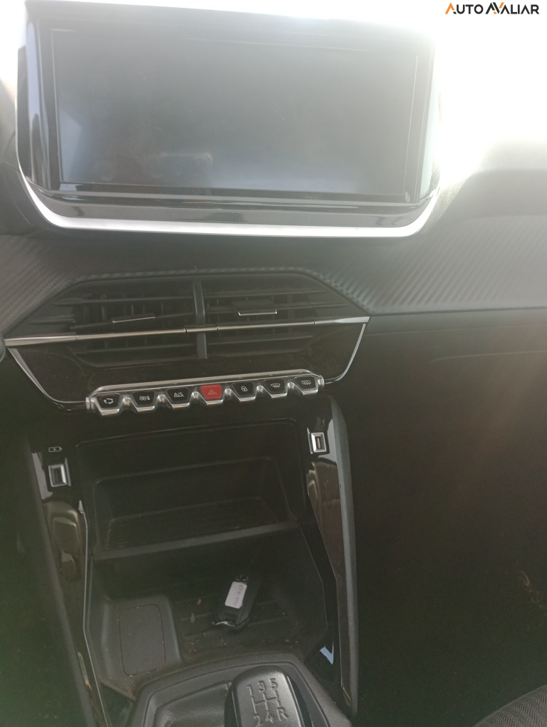 PEUGEOT 208 1.0 FIREFLY FLEX LIKE MANUAL