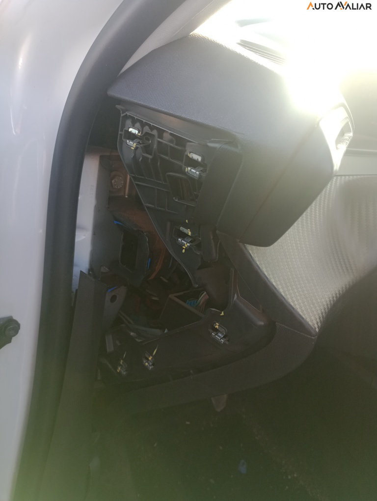 PEUGEOT 208 1.0 FIREFLY FLEX LIKE MANUAL