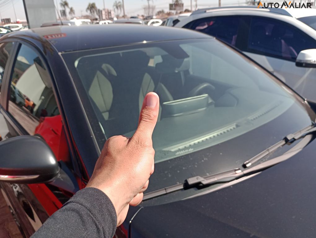 PEUGEOT 208 1.0 FIREFLY FLEX LIKE MANUAL