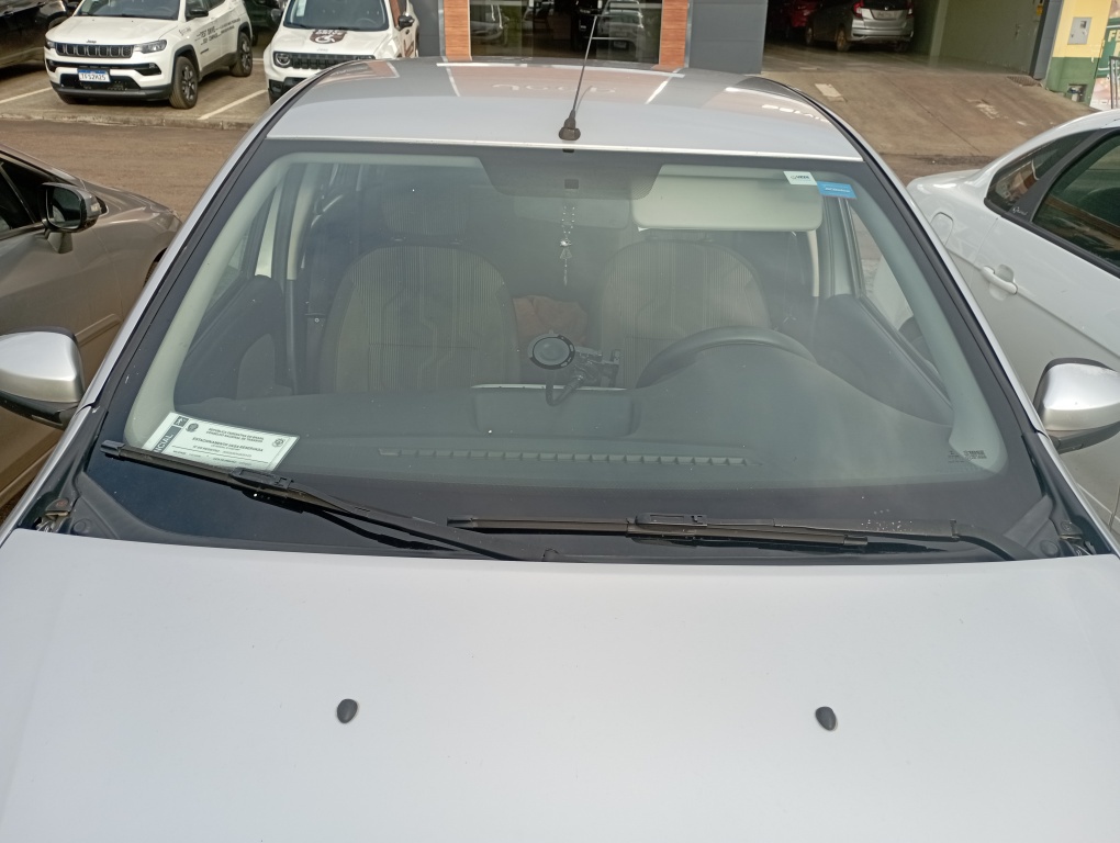 RENAULT LOGAN 1.6 16V SCE FLEX EXPRESSION 4P MANUAL