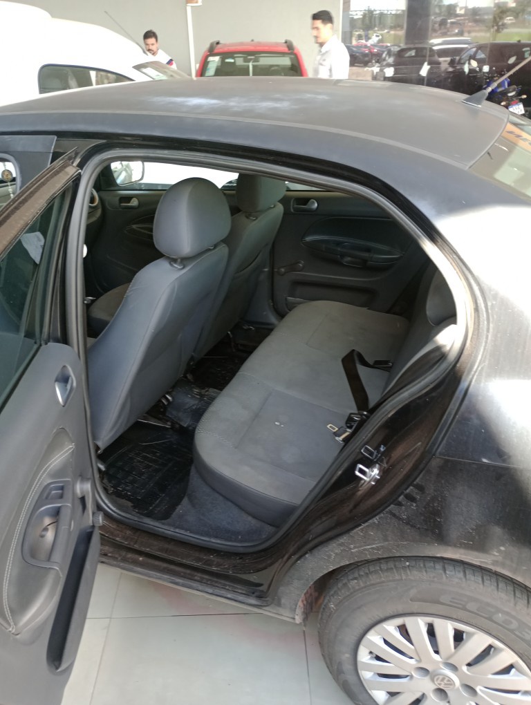 VOLKSWAGEN VOYAGE 1.0 MI 8V FLEX 4P MANUAL