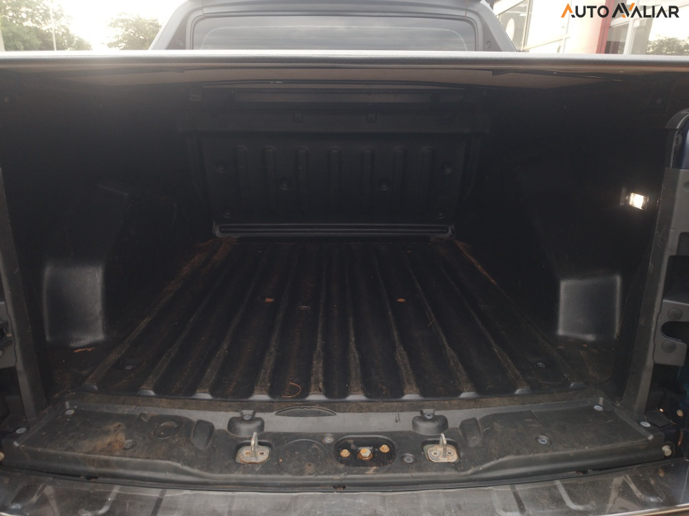 FIAT TORO 2.0 16V TURBO DIESEL VOLCANO 4WD AT9