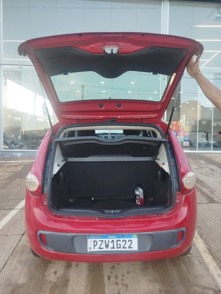 FIAT PALIO 1.6 MPI ESSENCE 16V FLEX 4P AUTOMATIZADO