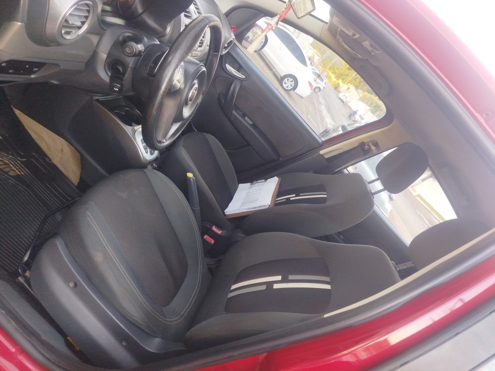 FIAT PALIO 1.6 MPI ESSENCE 16V FLEX 4P AUTOMATIZADO