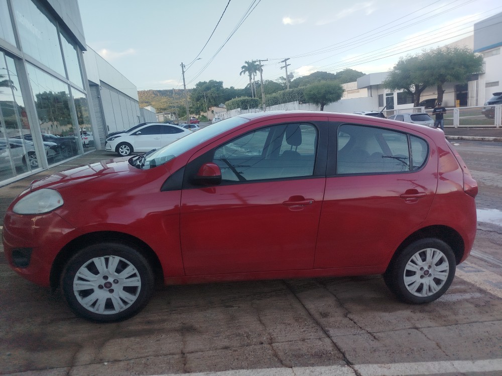 FIAT PALIO 1.6 MPI ESSENCE 16V FLEX 4P AUTOMATIZADO
