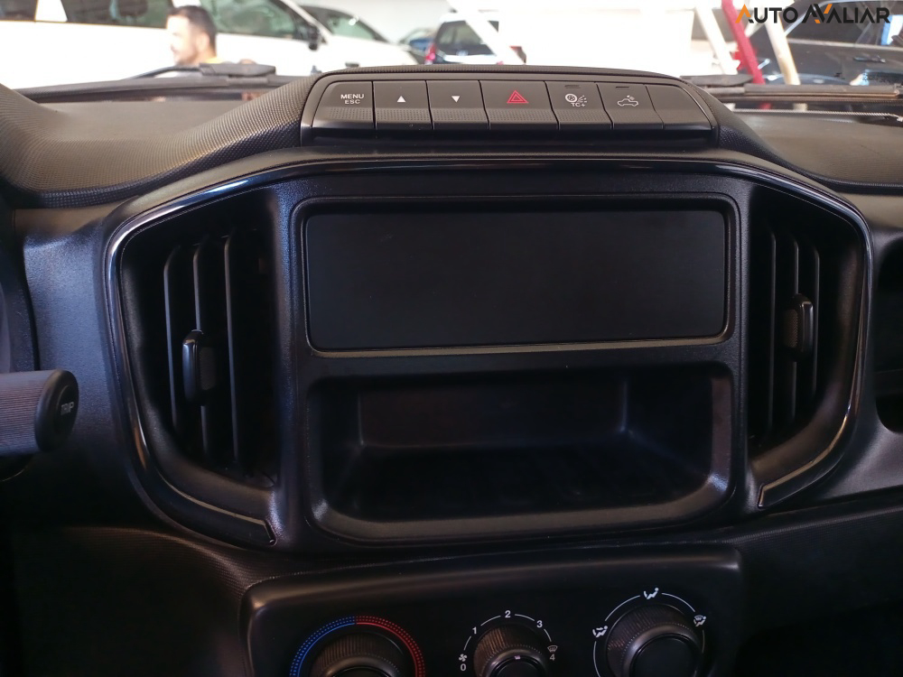 FIAT STRADA 1.4 FIRE FLEX ENDURANCE CS MANUAL