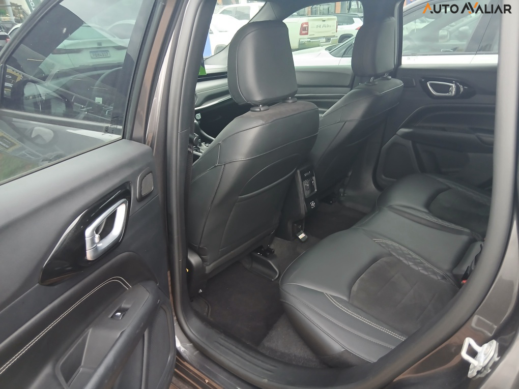 JEEP COMPASS 2.0 HURRICANE 4 TURBO GASOLINA BLACKHAWK AT9