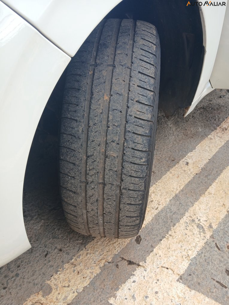 PEUGEOT 208 1.5 ACTIVE 8V FLEX 4P MANUAL