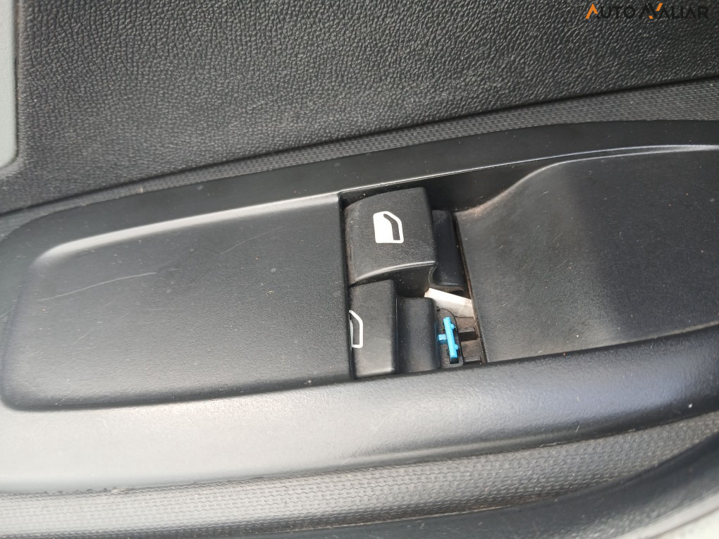 PEUGEOT 208 1.5 ACTIVE 8V FLEX 4P MANUAL