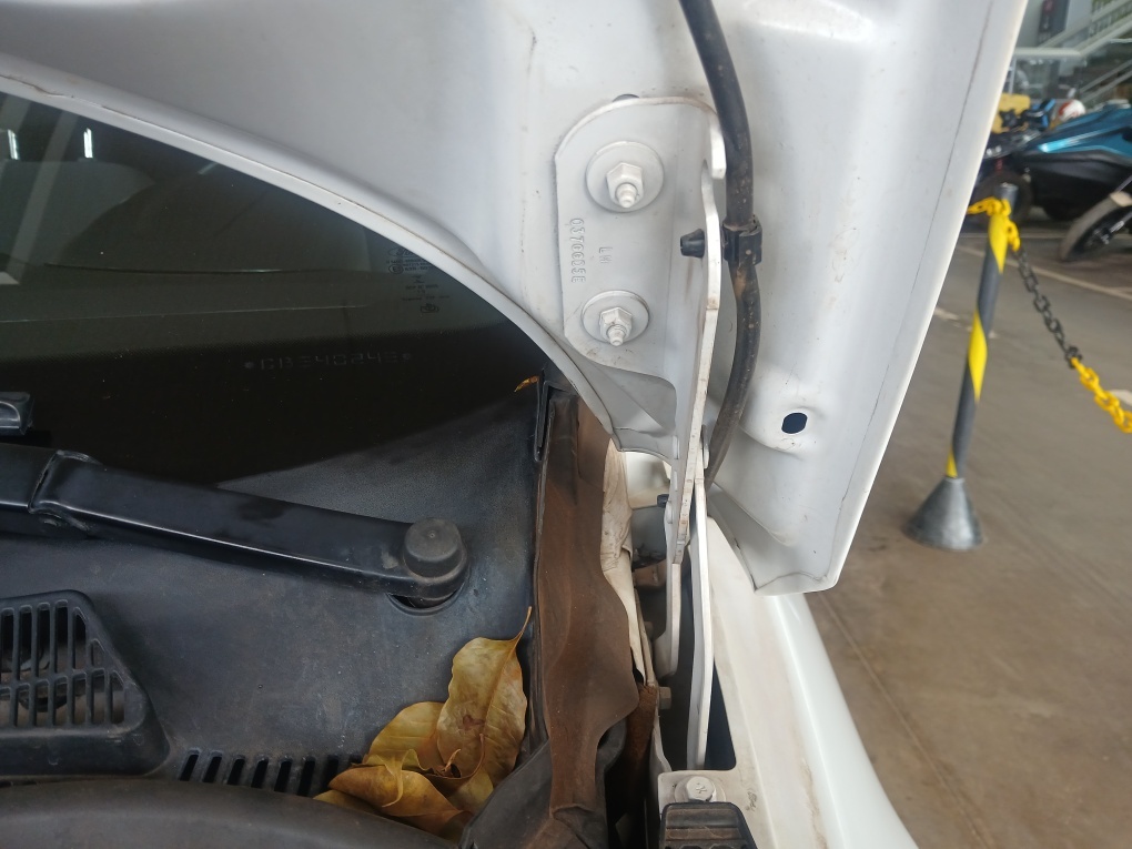 FORD FIESTA 1.6 SE HATCH 16V FLEX 4P POWERSHIFT