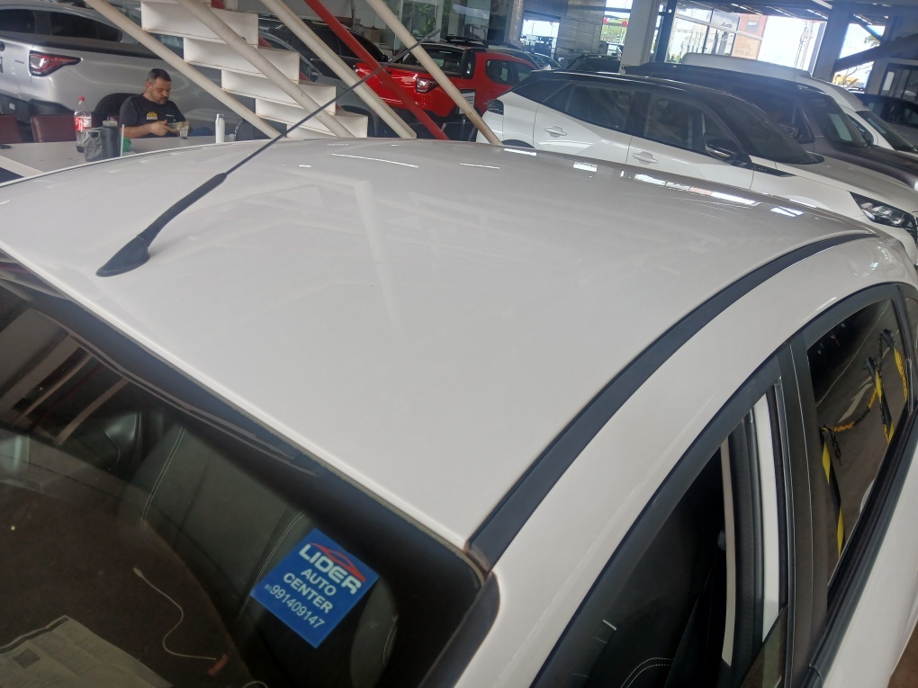 FORD FIESTA 1.6 SE HATCH 16V FLEX 4P POWERSHIFT