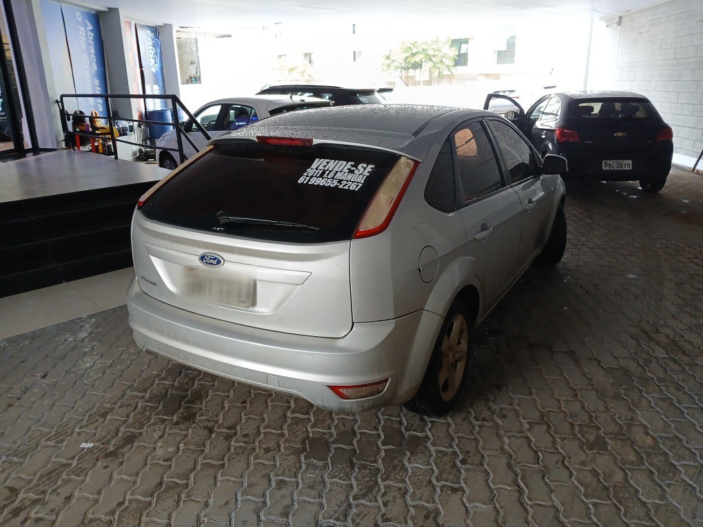FORD FOCUS 1.6 GL 16V FLEX 4P MANUAL