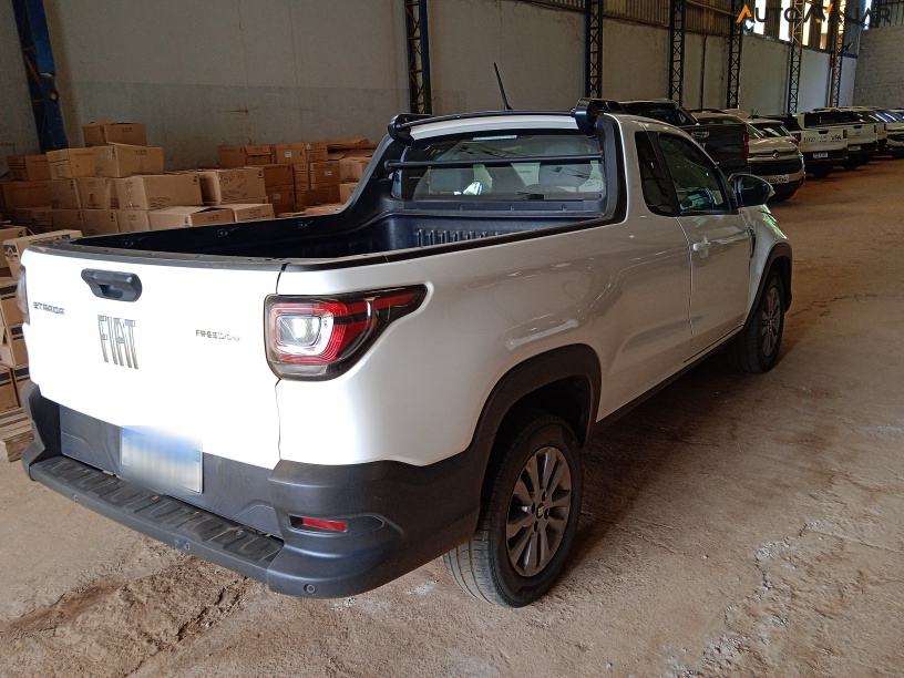 FIAT STRADA FREEDOM 1.3 FLEX 8V CS PLUS