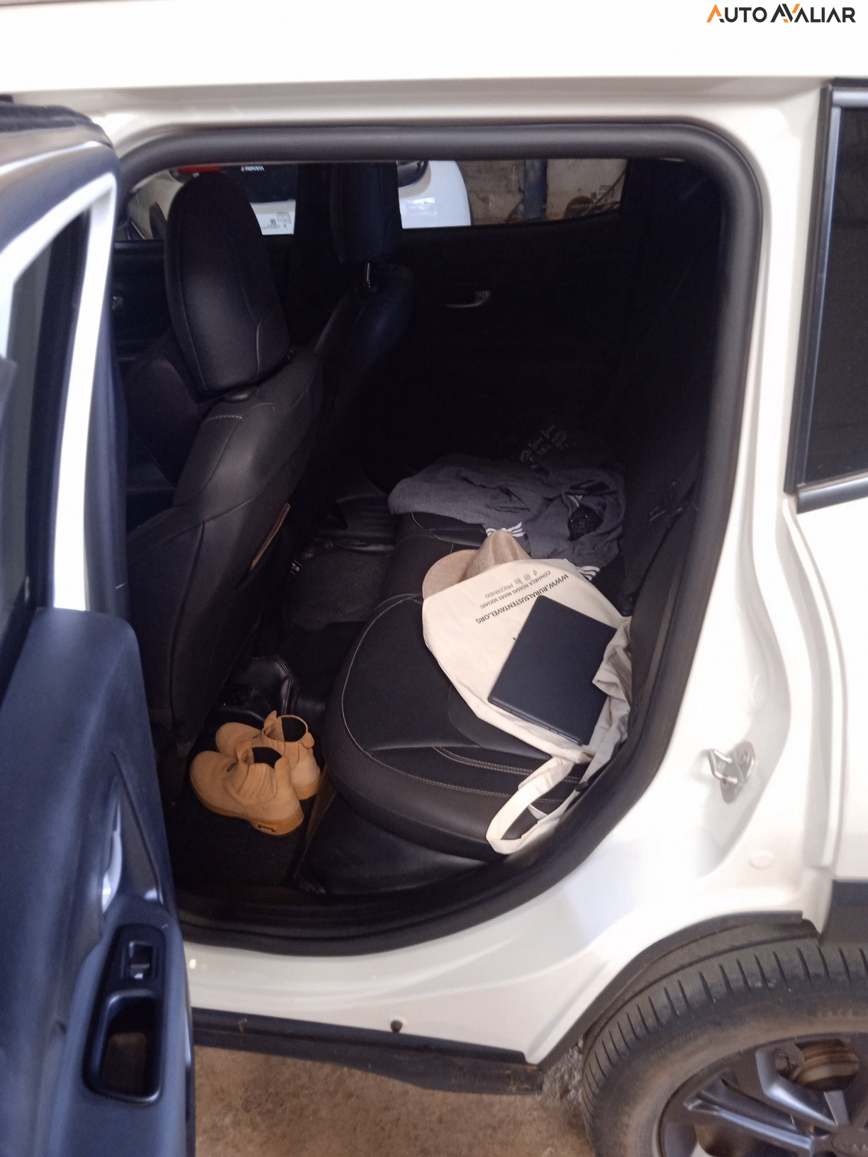 JEEP RENEGADE 1.3 T270 TURBO FLEX NIGHT EAGLE AT6