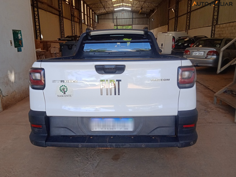 FIAT STRADA 1.3 FIREFLY FLEX FREEDOM CS MANUAL