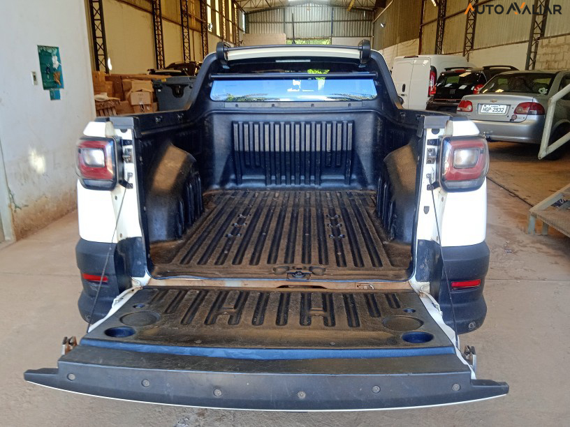 FIAT STRADA 1.3 FIREFLY FLEX FREEDOM CS MANUAL