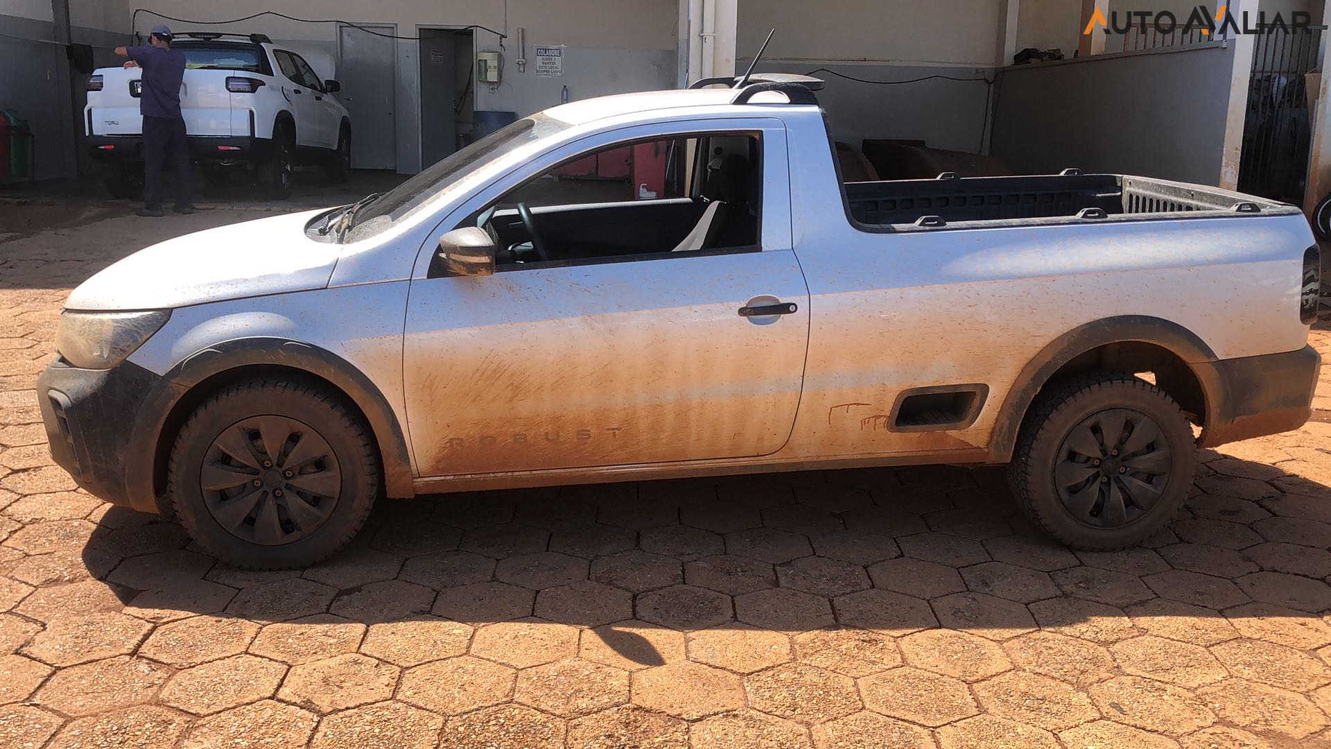 VOLKSWAGEN SAVEIRO 1.6 MSI ROBUST CS 16V FLEX 2P MANUAL