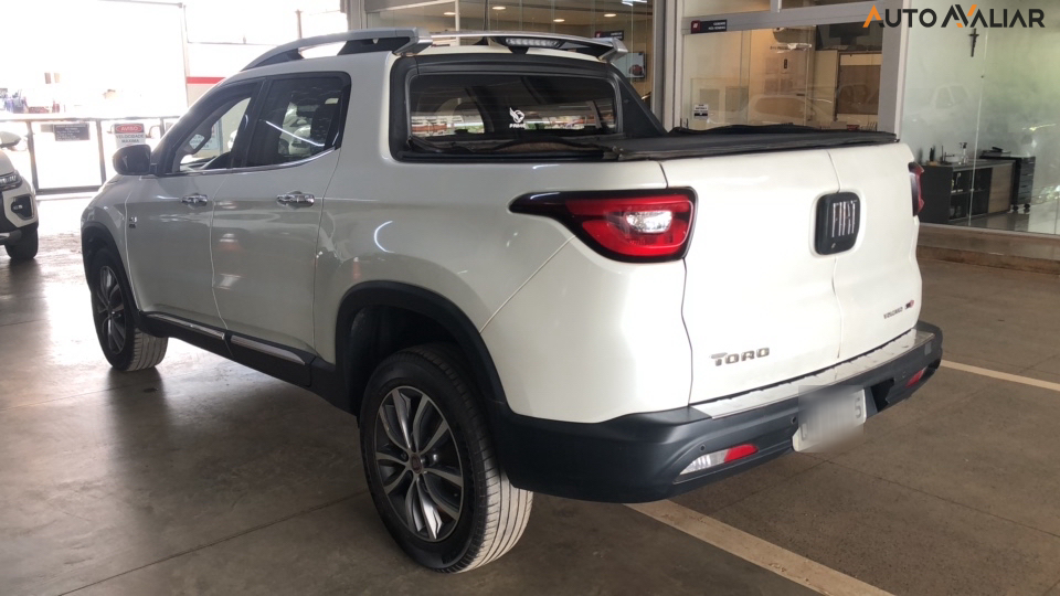 FIAT TORO 2.0 16V TURBO DIESEL VOLCANO 4WD AT9