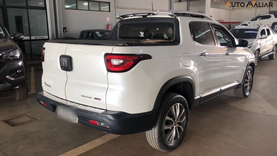 FIAT TORO 2.0 16V TURBO DIESEL VOLCANO 4WD AT9
