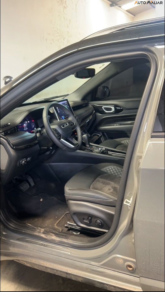 JEEP COMPASS 2.0 HURRICANE 4 TURBO GASOLINA BLACKHAWK AT9