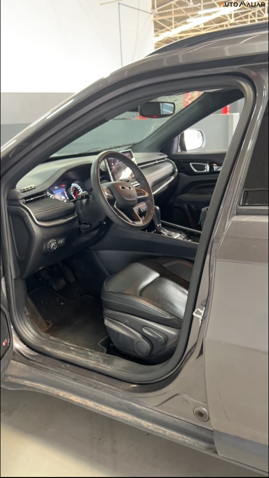 JEEP COMPASS 1.3 T270 TURBO FLEX LONGITUDE AT6