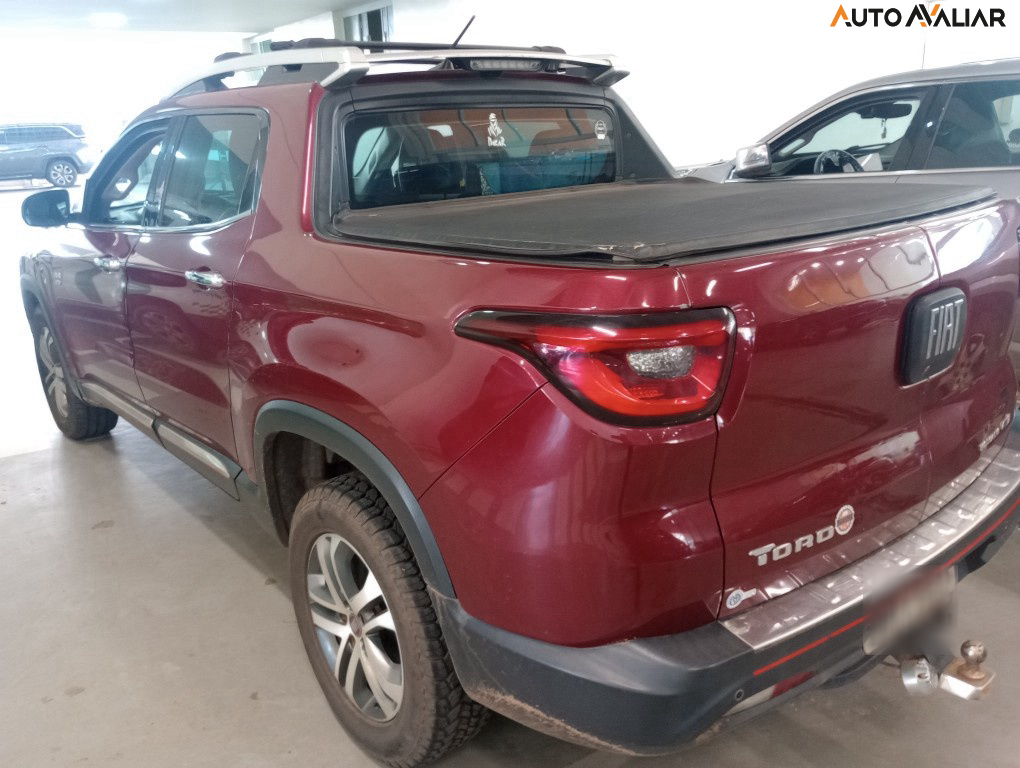 FIAT TORO 2.0 16V TURBO DIESEL VOLCANO 4WD AT9