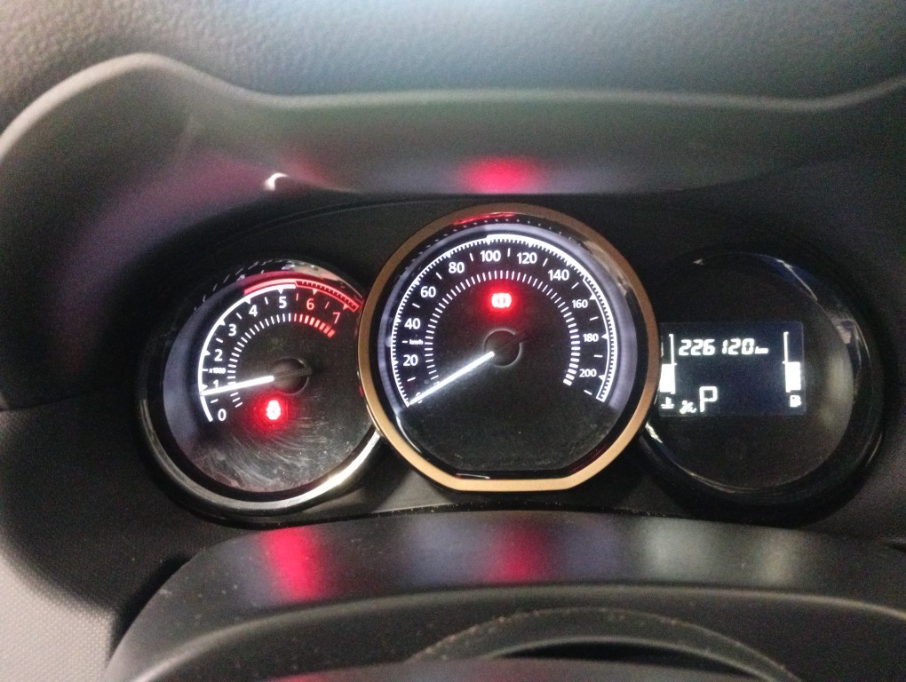 RENAULT DUSTER 2.0 16V HI-FLEX DYNAMIQUE AUTOMATICO