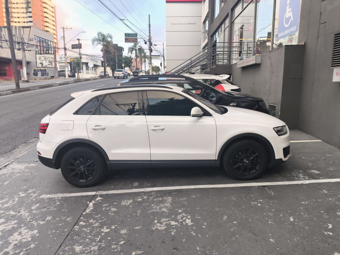 AUDI Q3 2.0 TFSI ATTRACTION QUATTRO 4P GASOLINA S TRONIC