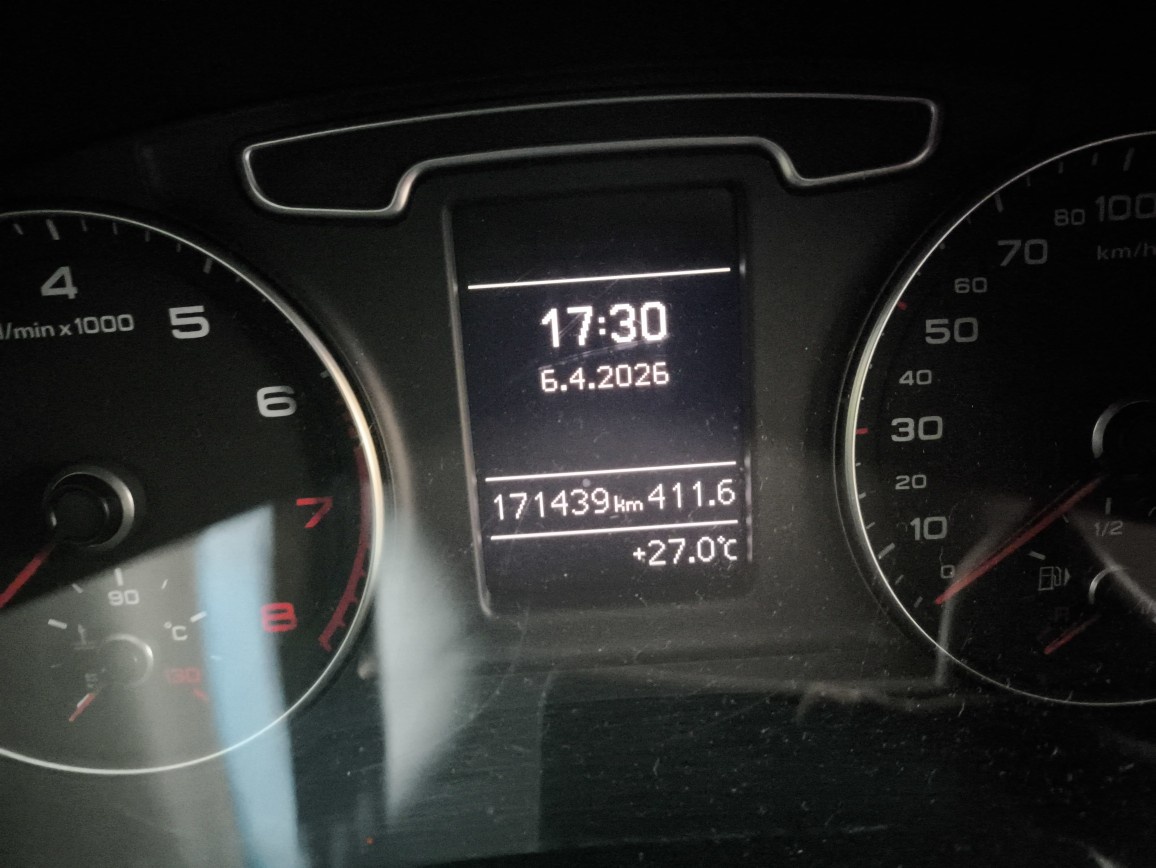 AUDI Q3 2.0 TFSI ATTRACTION QUATTRO 4P GASOLINA S TRONIC