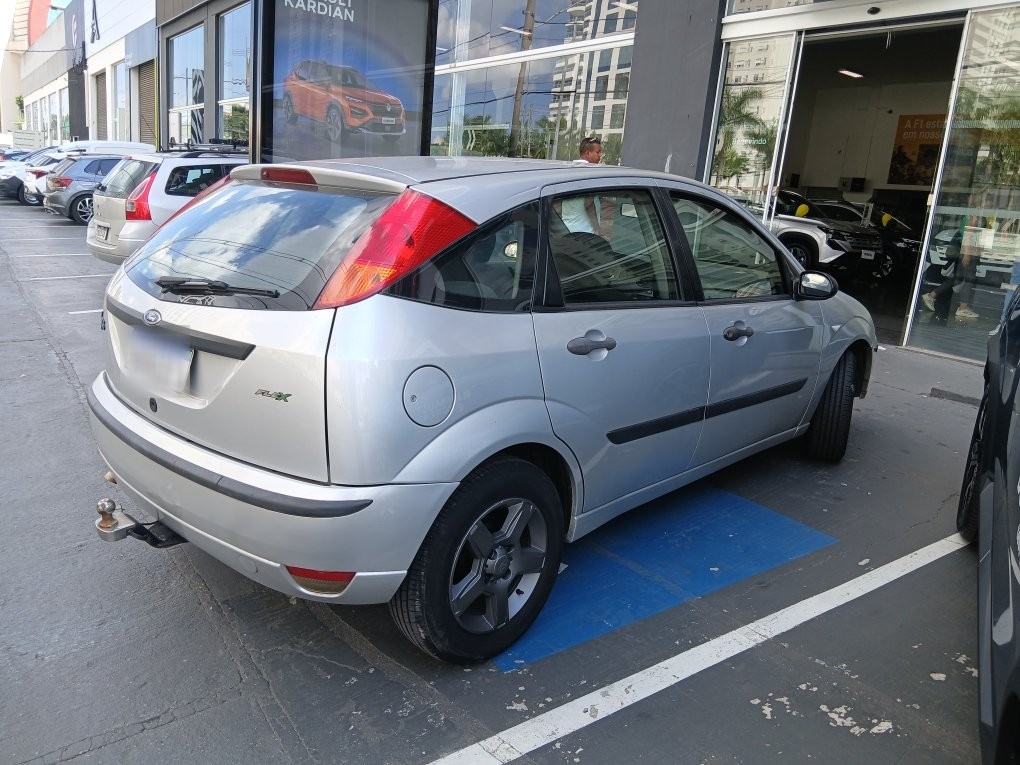 FORD FOCUS GL(KINETIC) 1.6 16V(FLEX)