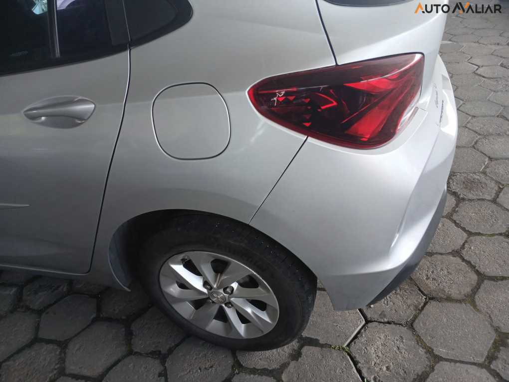 CHEVROLET ONIX 1.0 FLEX LT MANUAL